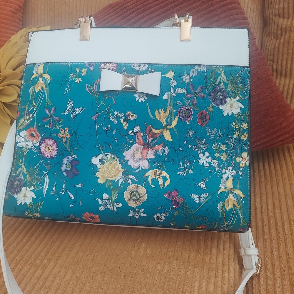Large laptop/handbag